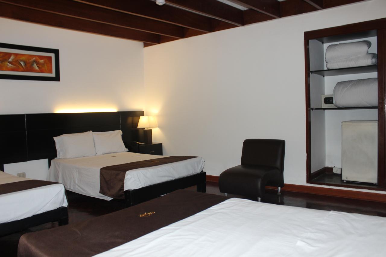 Suite Familiar — De Ville Inn, Miraflores